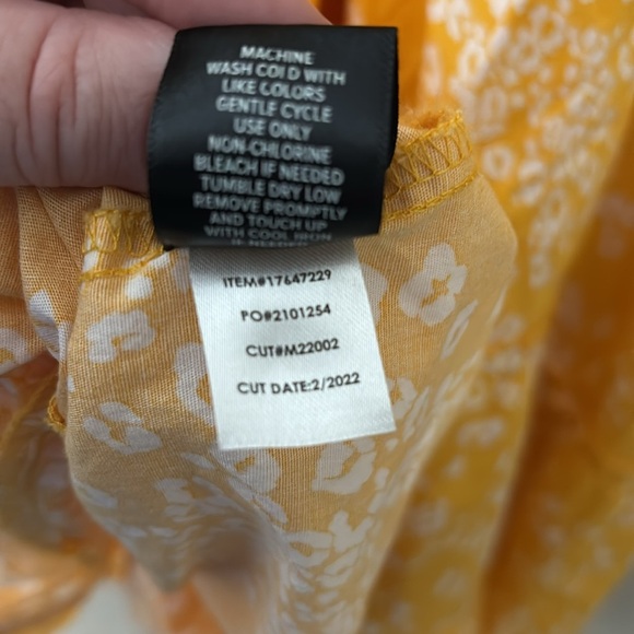 Women’s Plus Size Torrid Yellow Leopard Print Smocked Midi Dress Tiered, 1X - Picture 8 of 8